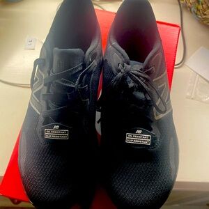 New balanacw oil and slip resistant fresh foam arishi v4 sr